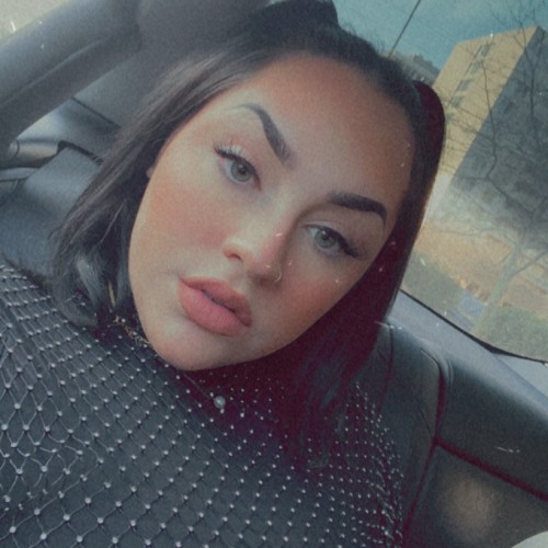 Lauryn V.