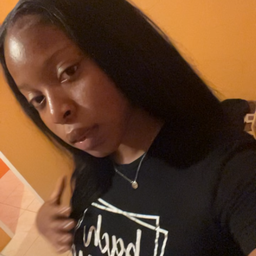 Khaleelia F. profile photo