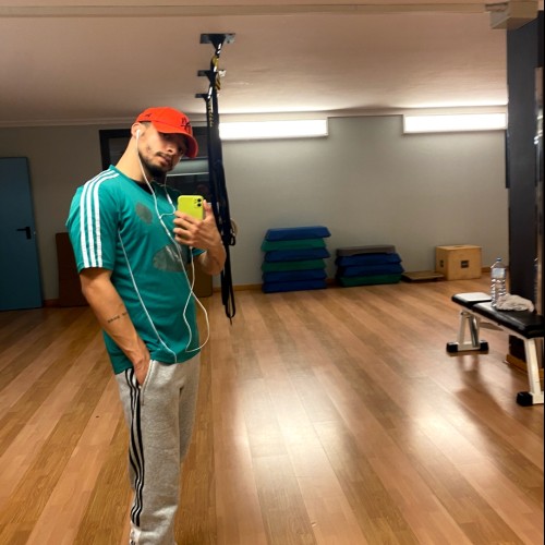 Just E. profile photo