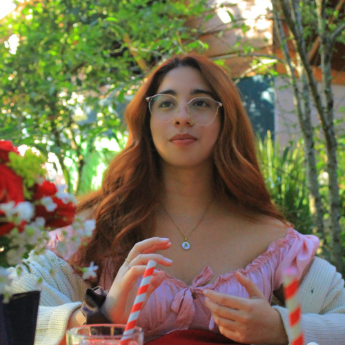Aura F. profile photo