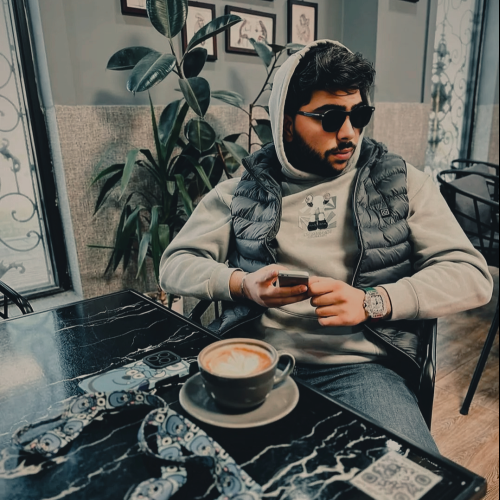 Amir H. profile photo