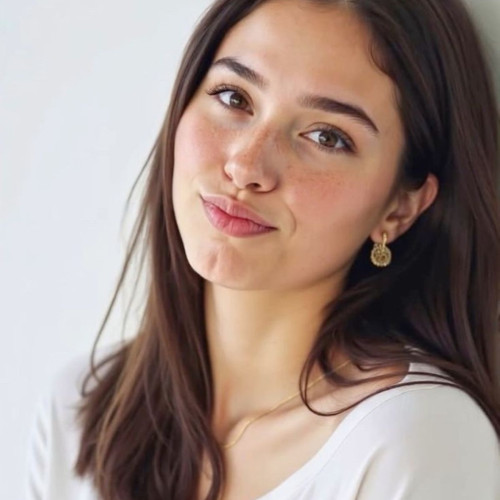 luna C. profile photo