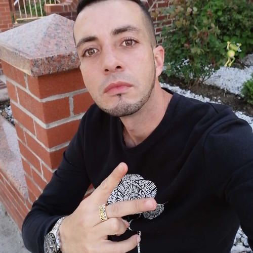 yahir a.