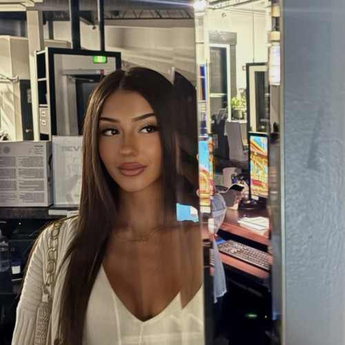 Emira J. profile photo