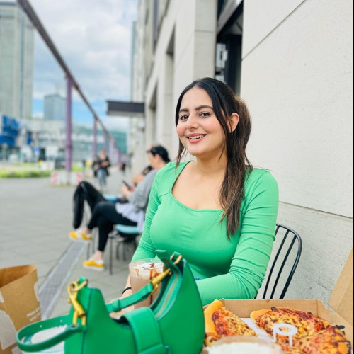 Aashi D. profile photo