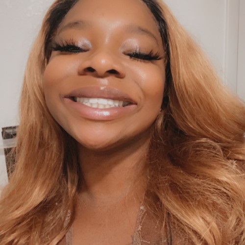 Angelique C. profile photo