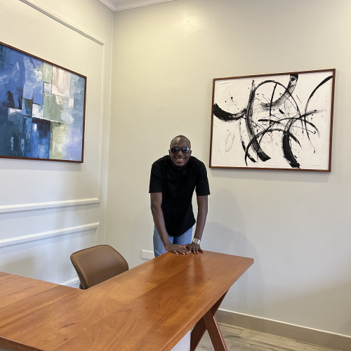 Omuga Y. profile photo