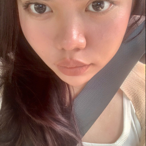 JULIA L. profile photo