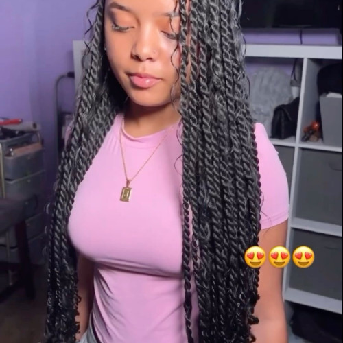 Tiffani s J. profile photo
