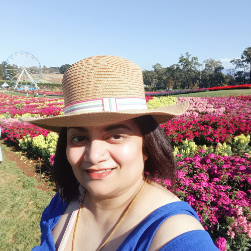 Hema L.