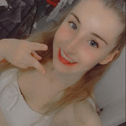 Laly L. profile photo