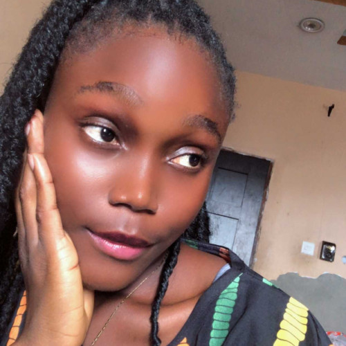 tari l. profile photo