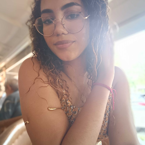 Claudia H.