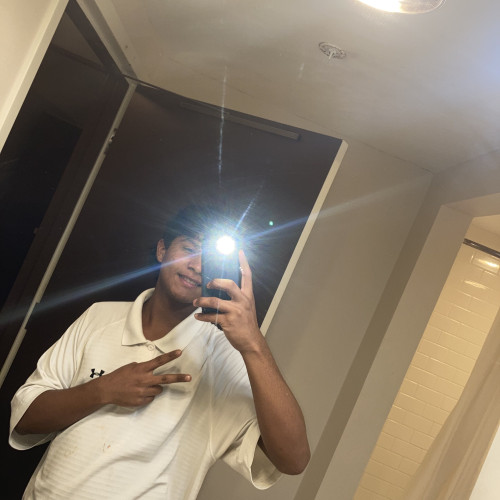 Antoni e. profile photo