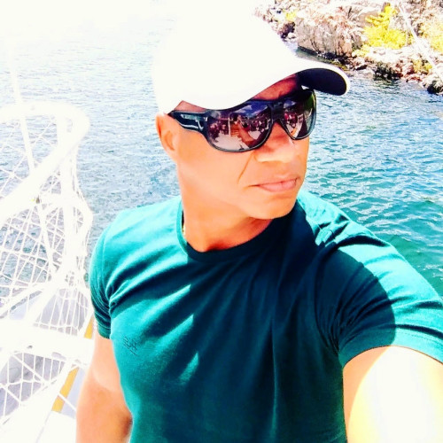 Milton L. profile photo