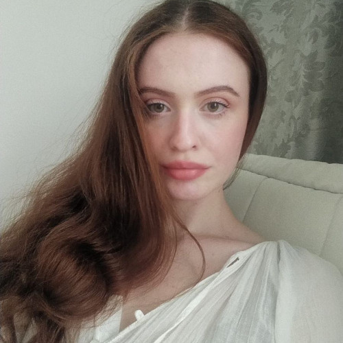 Andreea E.