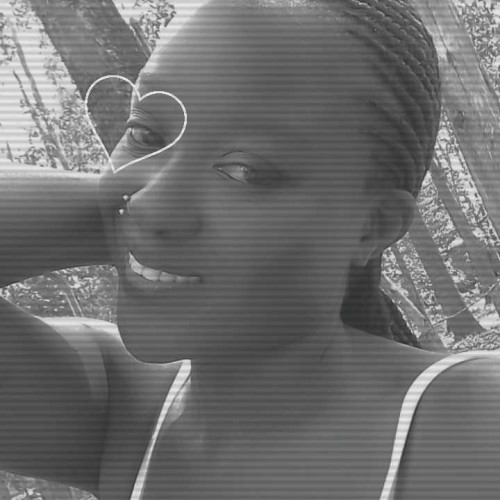 ivy n. profile photo