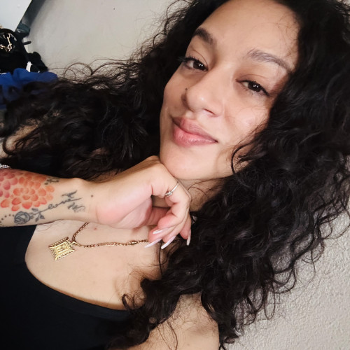 Mella R. profile photo