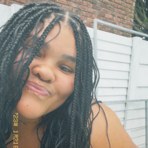 Cyra  R.