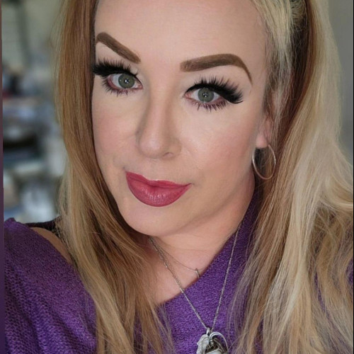 Liz B. profile photo