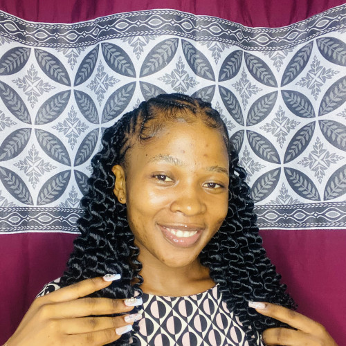 Lisa 🥰 L.