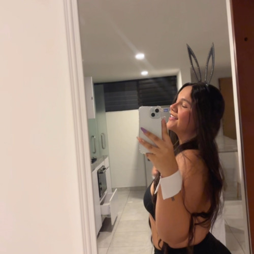 Angie  C. profile photo