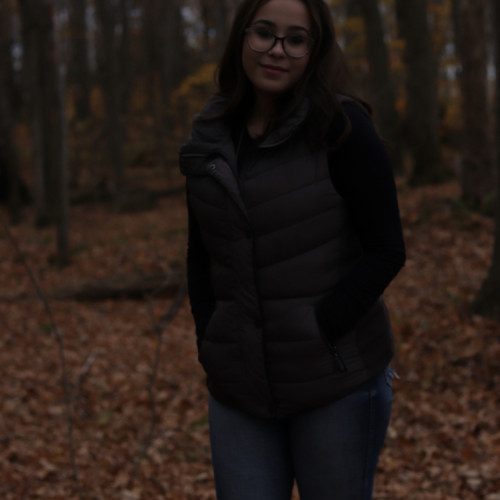 December R. profile photo