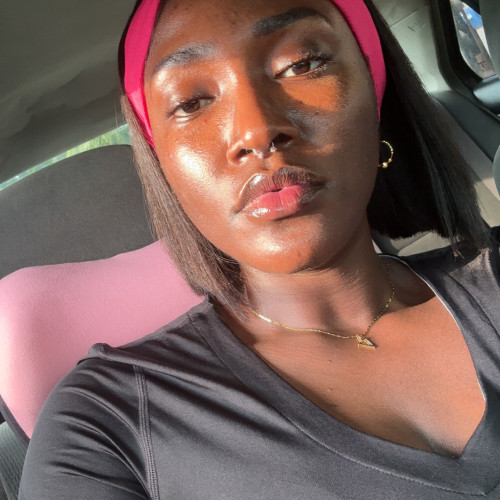 Vivianne U. profile photo