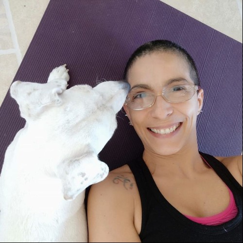 Yve R. profile photo