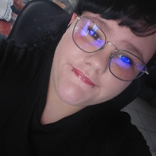 Violet P. profile photo