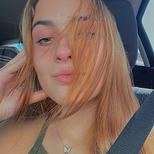 Lucia J. profile photo