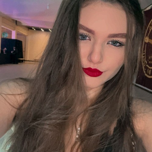 Letícia M.