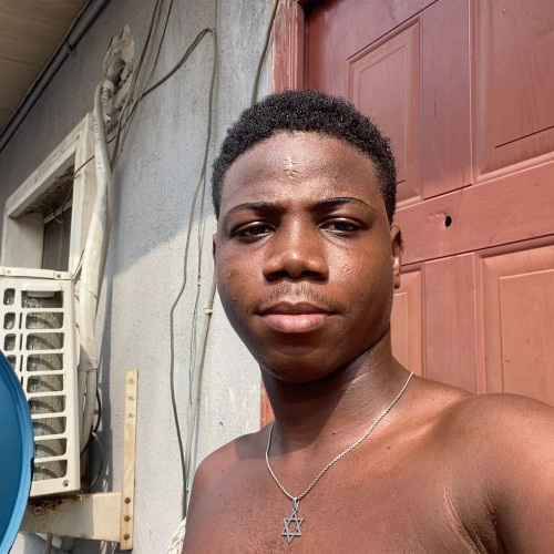 Ayomide  B.