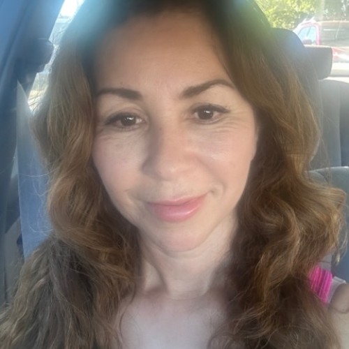 Nina R.