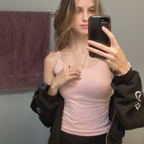 Dainca J. profile photo