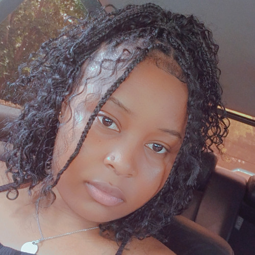Reona  H.