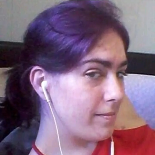 lynne m. profile photo