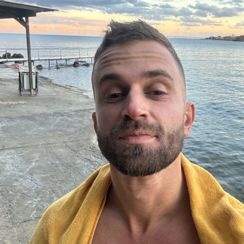 George Z. profile photo