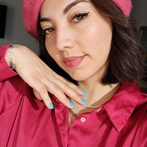 Claudia N.