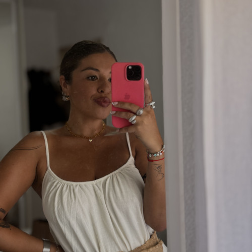 Yani B. profile photo