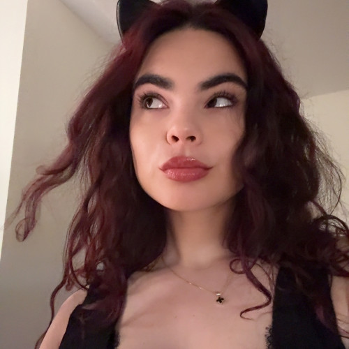 Ana  T.