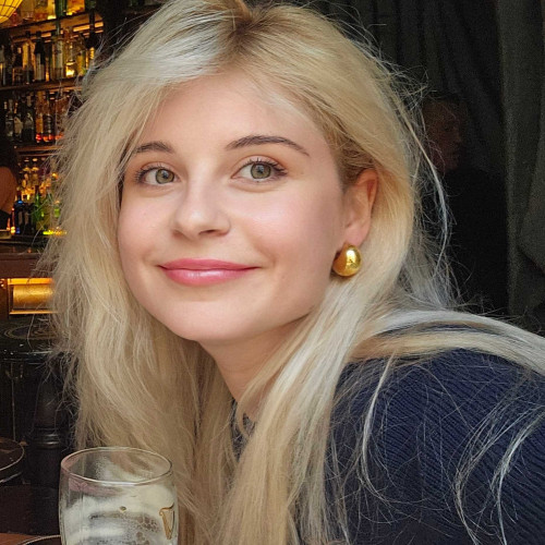 Elizabeth T. profile photo