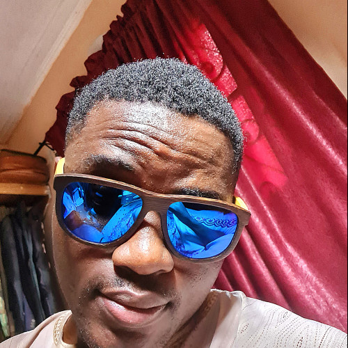 Leoosteen  U. profile photo