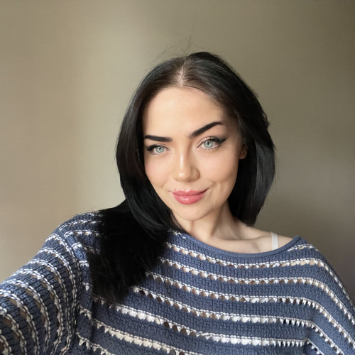 Maeva L. profile photo
