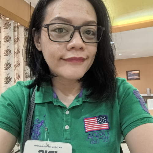 Iris S. profile photo