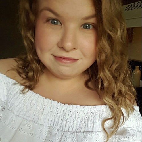 Skye M.