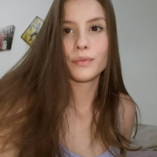 julie t. profile photo