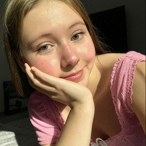Zoe M.