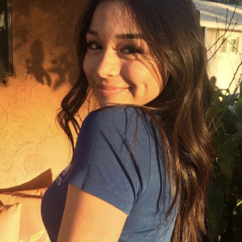 Raxi L. profile photo