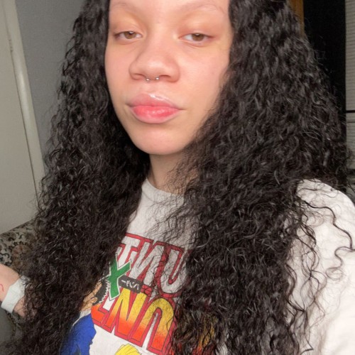 Zaniyah  V.
